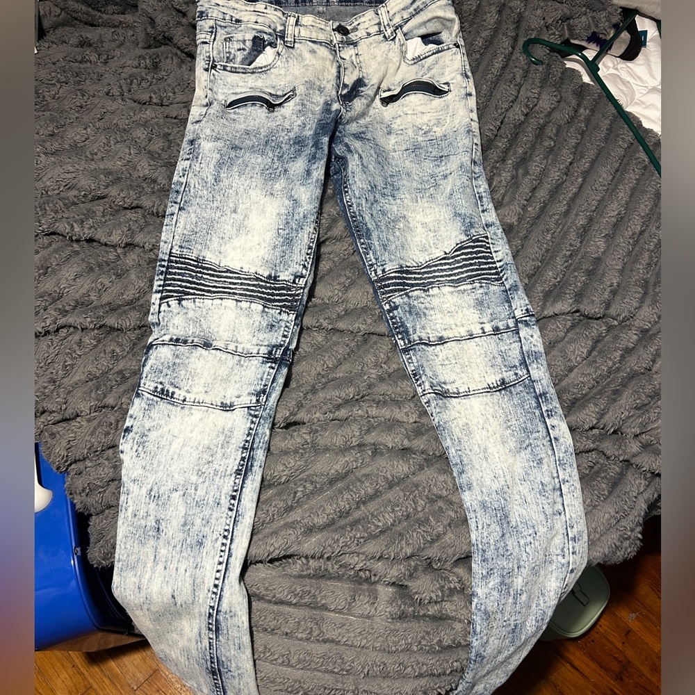 Rue 21 Men's Distressed Blue Jeans